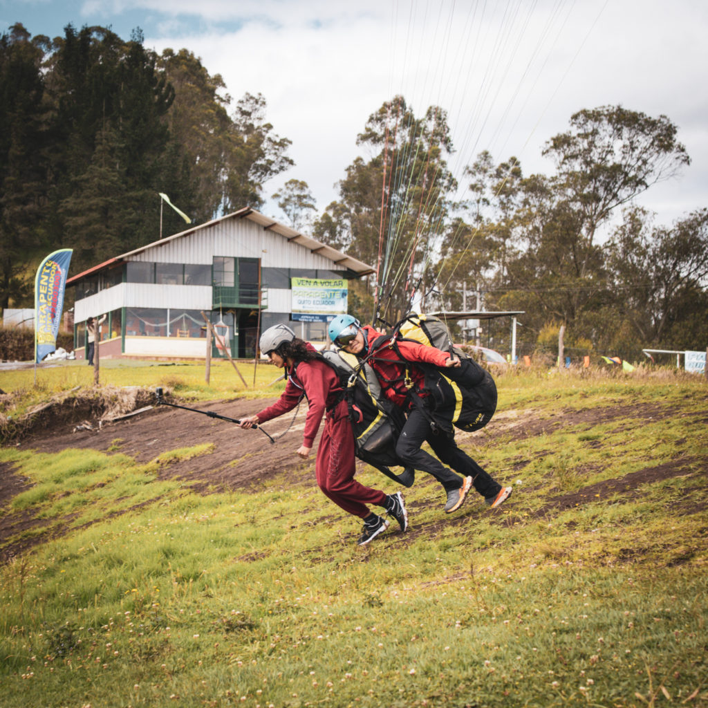 Aventuras en Quito con Wayra Inti Parapente